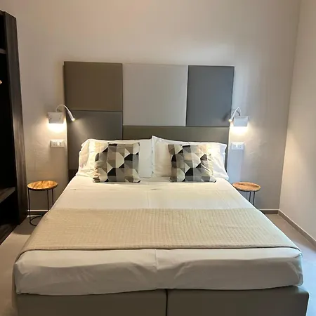 Hotel Anastasi E 3*
