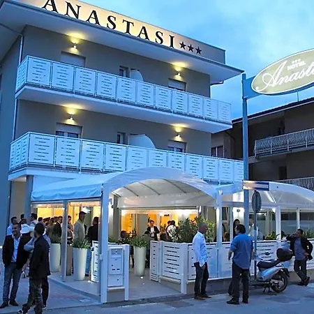 Anastasi E Hotel