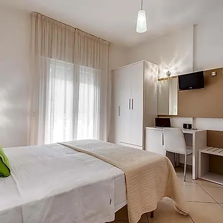Hotel Anastasi E
