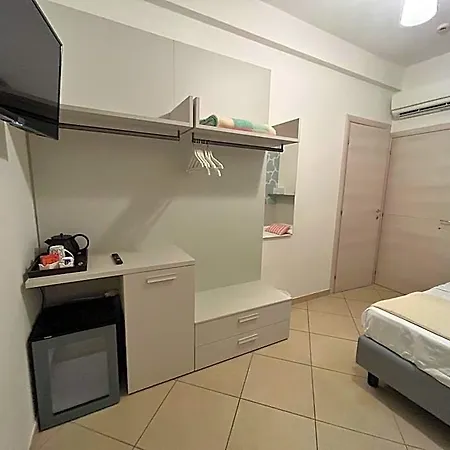 Hotel Anastasi E